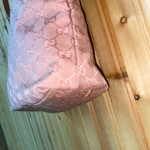 Mini 2000s Gucci Pink Shoulder Bag - Picture 3 of 9